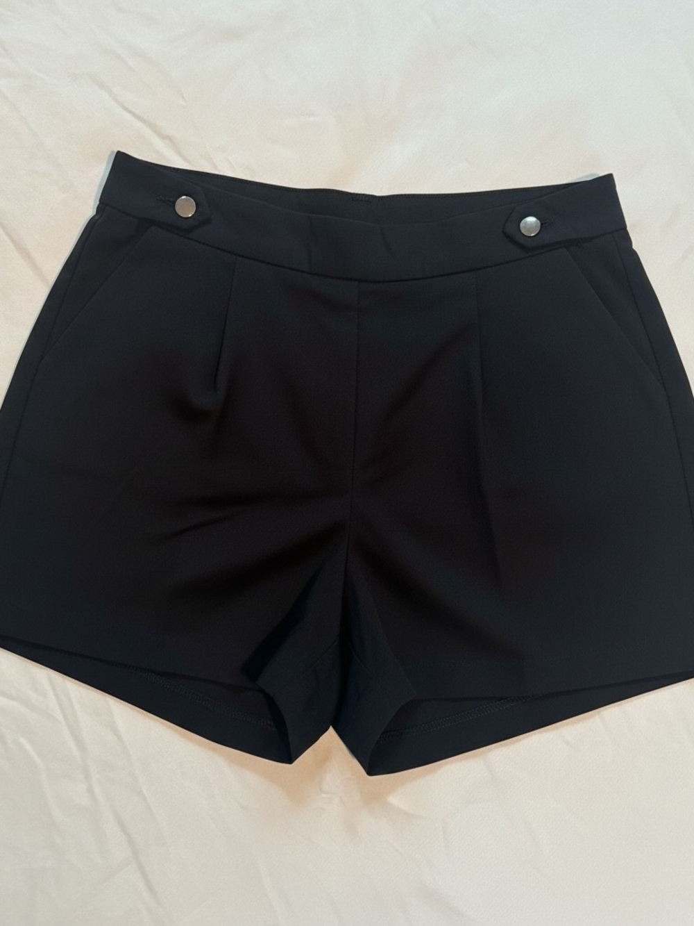 Maurices Black High-Waist Dress Shorts with Button Detail Size Large